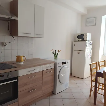 Anajogo Apartment *